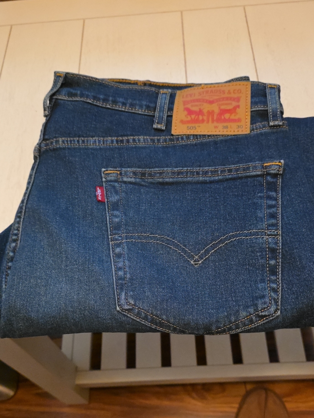 Levi's 505 38/30 Men’s Straight Jeans in Blue with Leather Patch